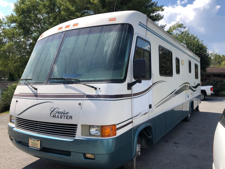 1997 Ford F5S Cruise Master Motor Home