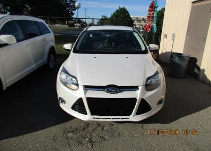 2014 Ford Focus Hatchback Titanium