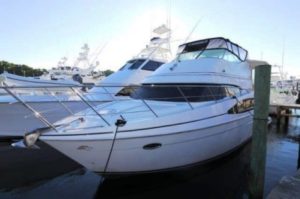 2002 Carver 466 Motor Yacht