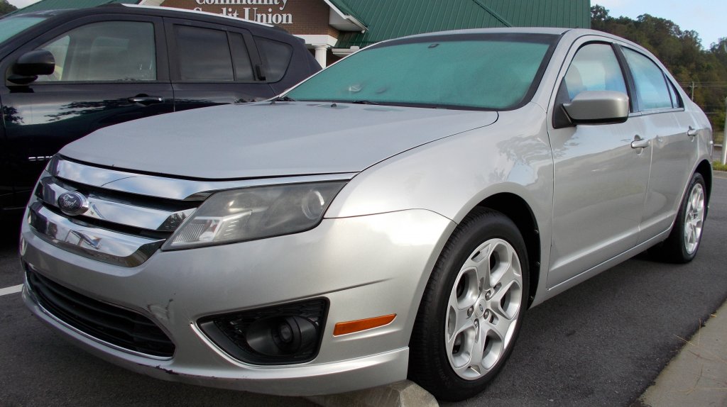 2010 FORD FUSION SE