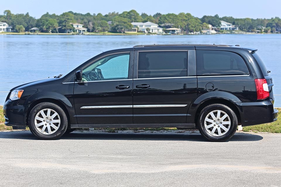 2016 Chrysler  Town & Country
