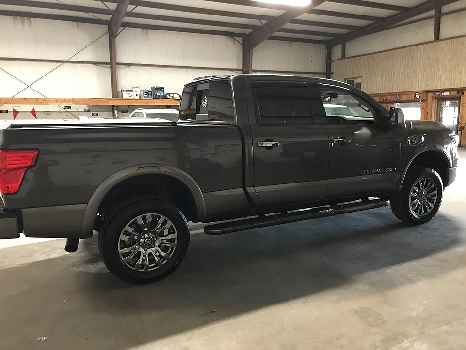 2016 Nissan Titan XD Platinum Reserve 4WD Diesel 6-Speed Auto