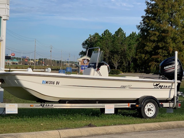 2013 17’ MAKO PRO SKIFF CC