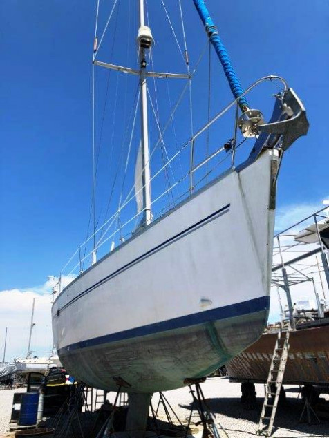 47′ – 1999 Catalina 470