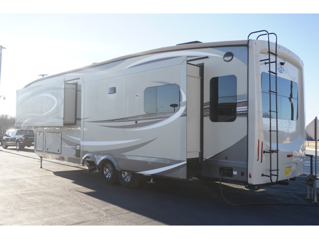 2018 Jayco Pinnacle
