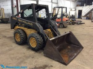 New Holland L565 Skid Steer Loader