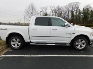 2018 RAM 1500 SLT CREW CAB SWB 4WD