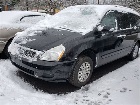 2012 KIA SEDONA