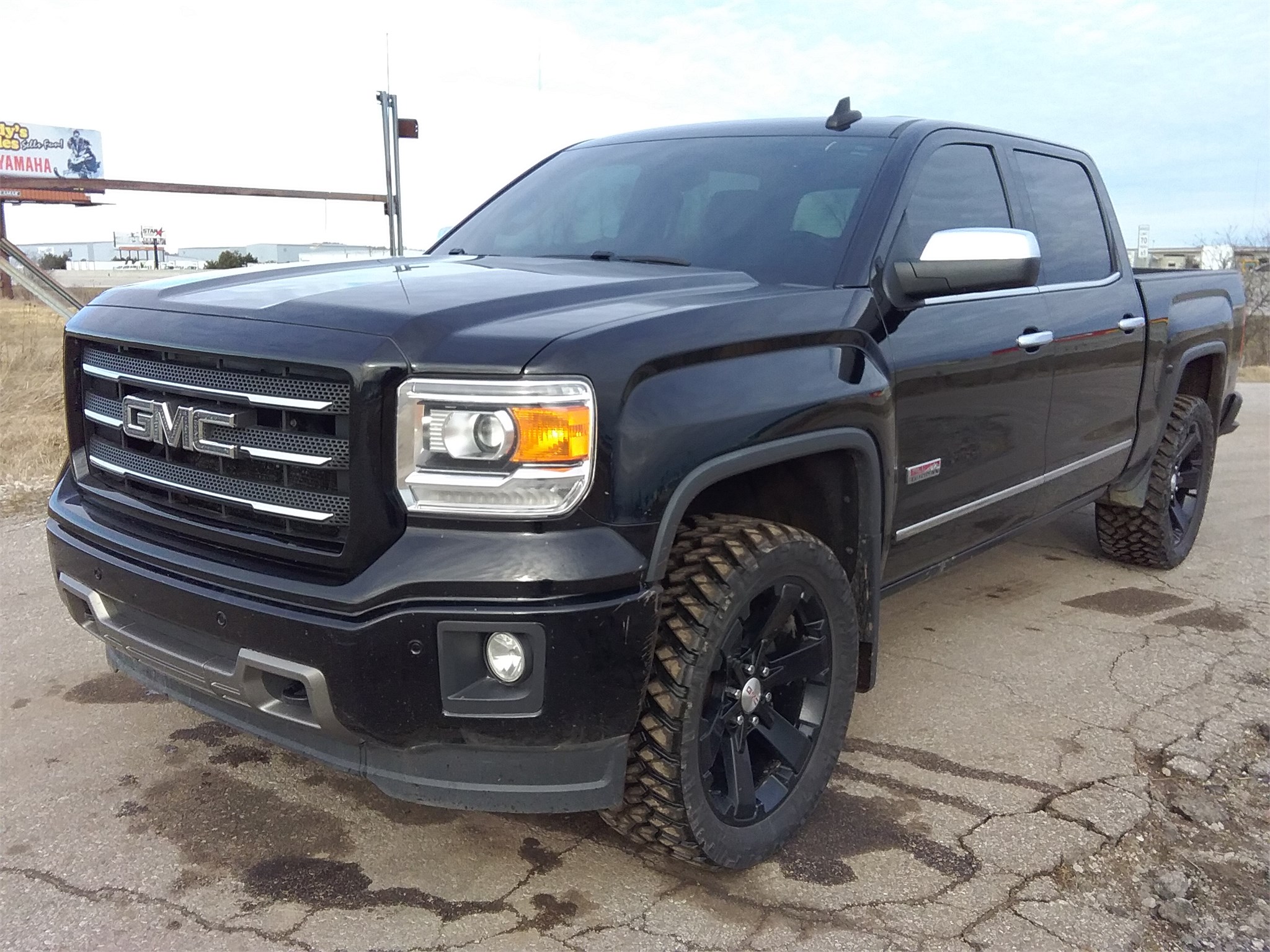 2015 GMC SIERRA 1500 4WD Crew Cab SLT