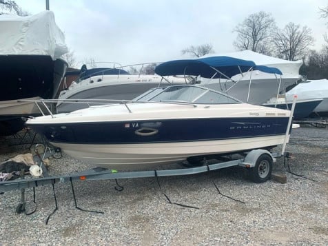 21′ – 2008 Bayliner Discovery 210