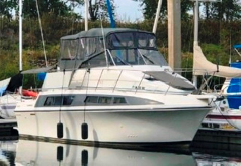 33′ – 1995 Carver 330 Mariner