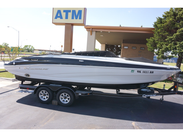 2012 Other Crownline 235SS 300HP 24′ X 8’6”