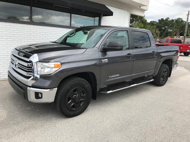 2016 Toyota Tundra SR5 - Repo Finder