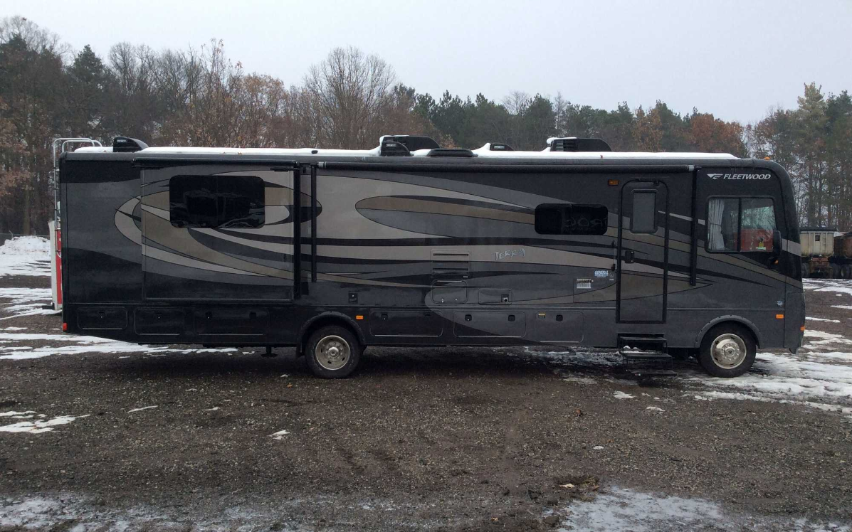 2015 Fleetwood Terra 35K