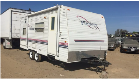 2003 FLEETWOOD PIONEER TRAVEL TRAILER