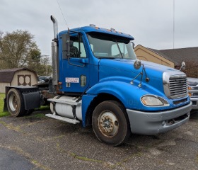 2002 Freight-liner