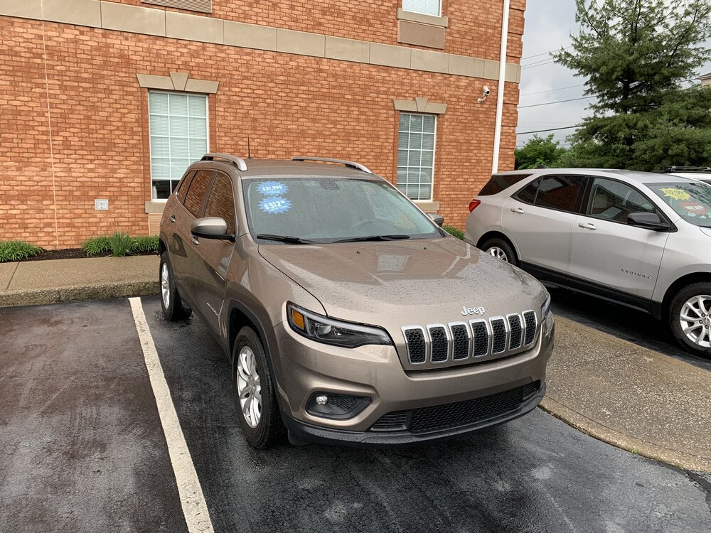 2019 JEEP CHEROKEE LATITUDE 4X4