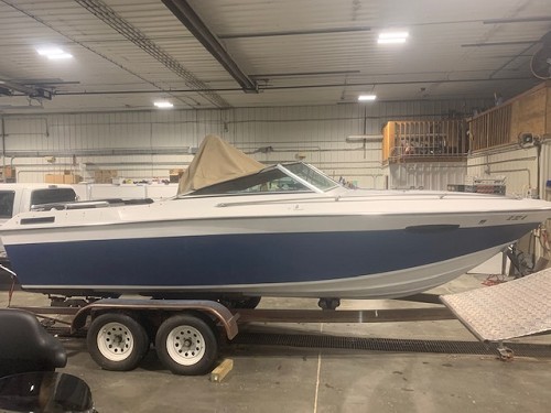 1986 WELLCRAFT 21′ CABIN CRUISER