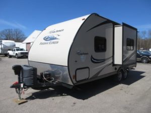2015  Coachmen Freedom Express 192RBS