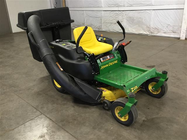 John Deere Z225