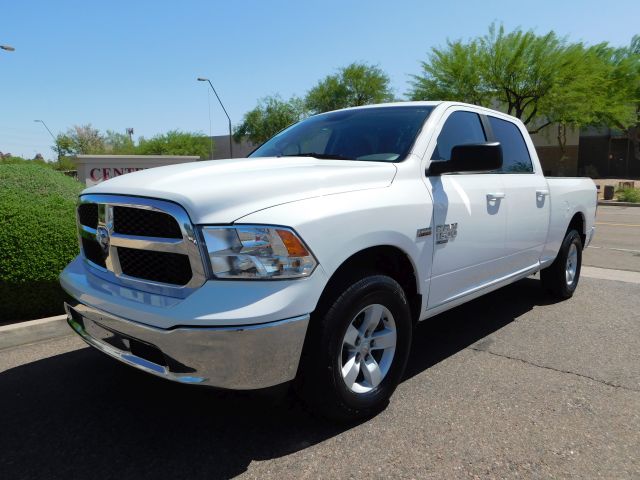 2019 Ram 1500 Classic Crew Cab SLT