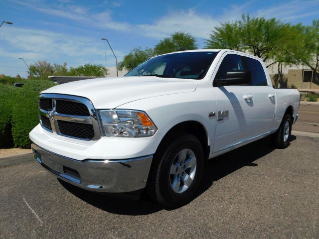 2019 Ram 1500 Classic Crew Cab SLT