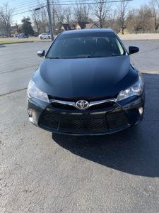 2017 Toyota Camry SE 4 Door