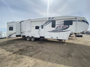 2011 Heartland RV Elkridge 5th Wheel