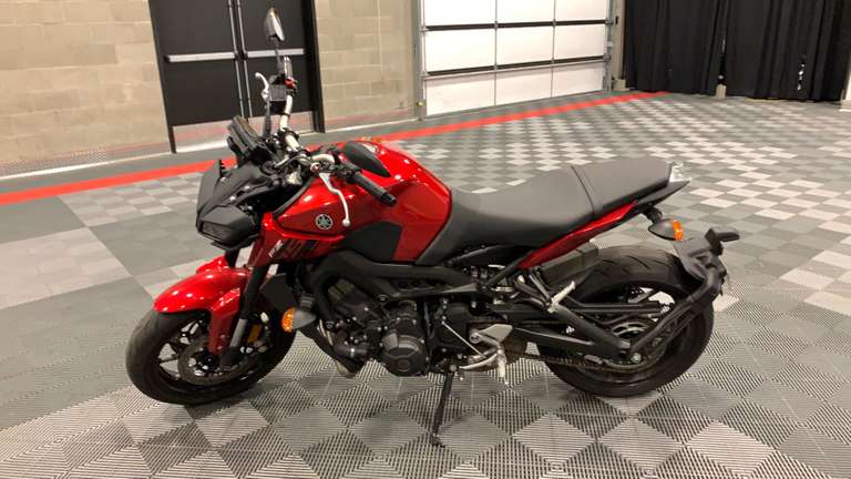 2017 Yamaha FZ09C