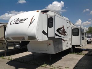 2009 KEYSTONE COUGAR 318SAB