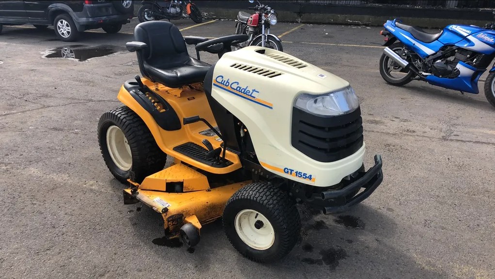 2015 Cub Cadet Mower