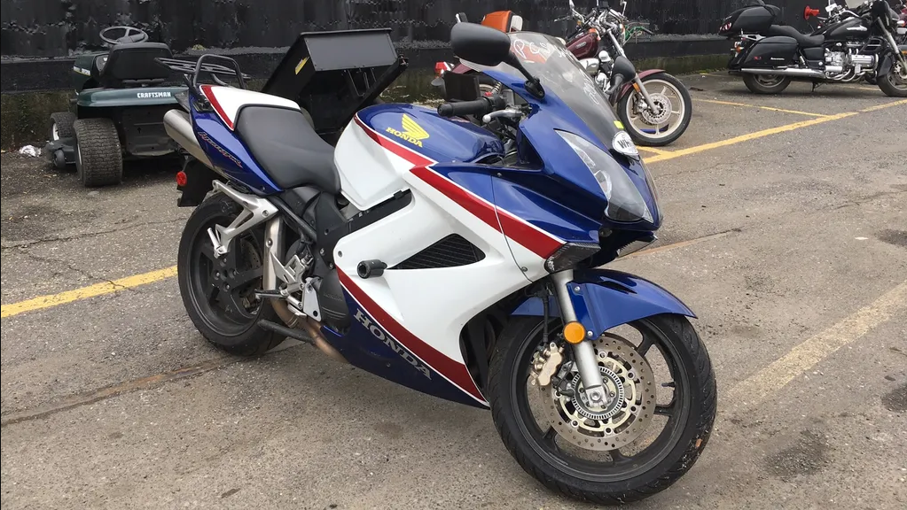 2007 HONDA VFR800A (INTERCEPTOR)