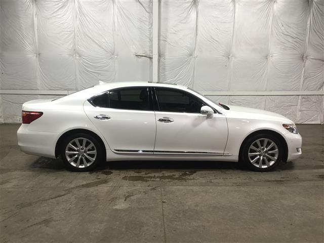 2012  Lexus LS 460