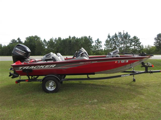 2017 Tracker Pro Team 175 TXW