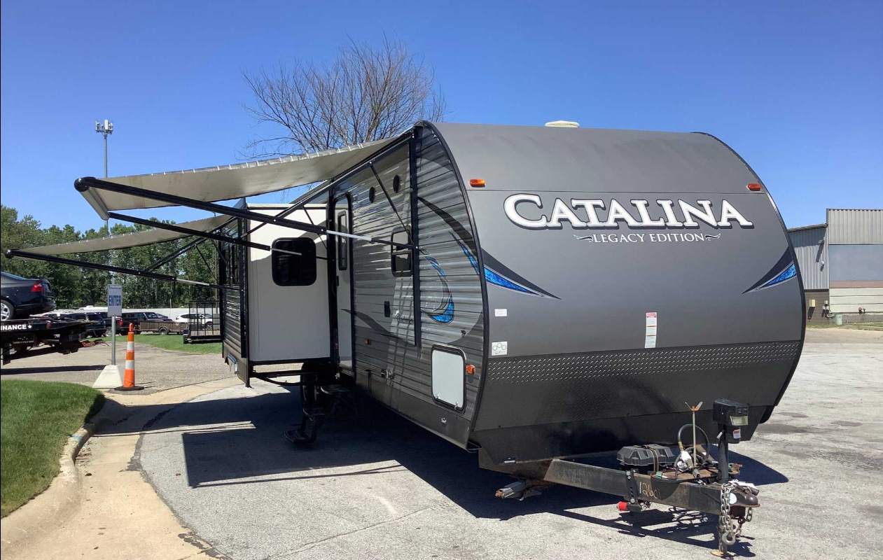 2018 Catalina 333BHTS Camper