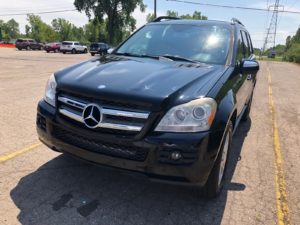 200 Mercedes-Benz GL Class