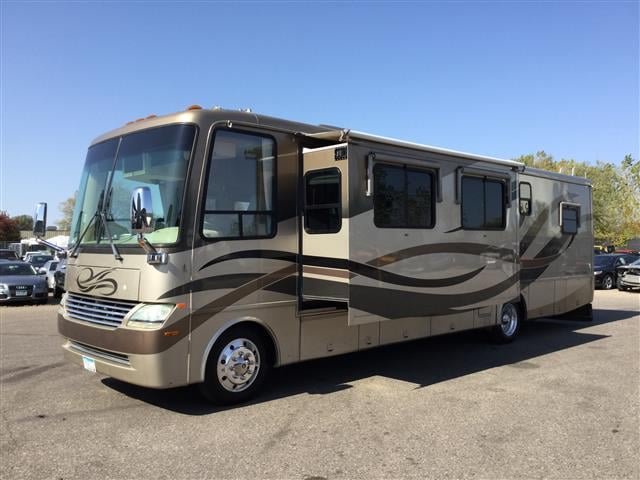 2005 Newmar Mountain Aire 3778