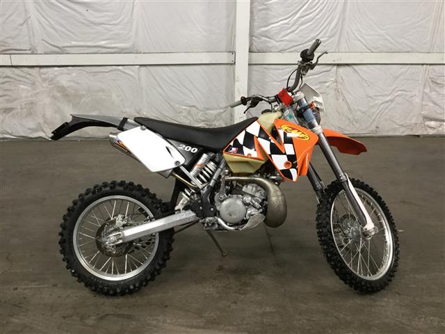 2001 KTM 200