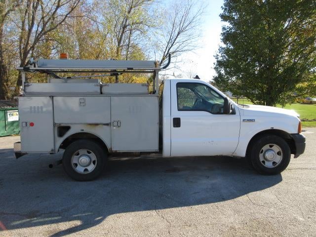 2006 Ford F-350 2WD