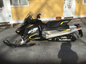 2017 SKI-DOO MXZ Sport 600