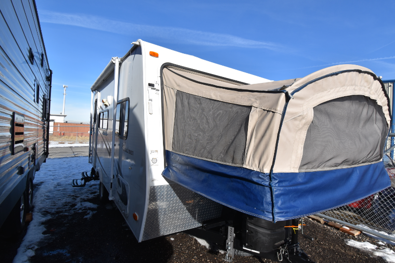 2011 COACHMAN by Forest River Freedom Express LTZ M-170 RB-19′
