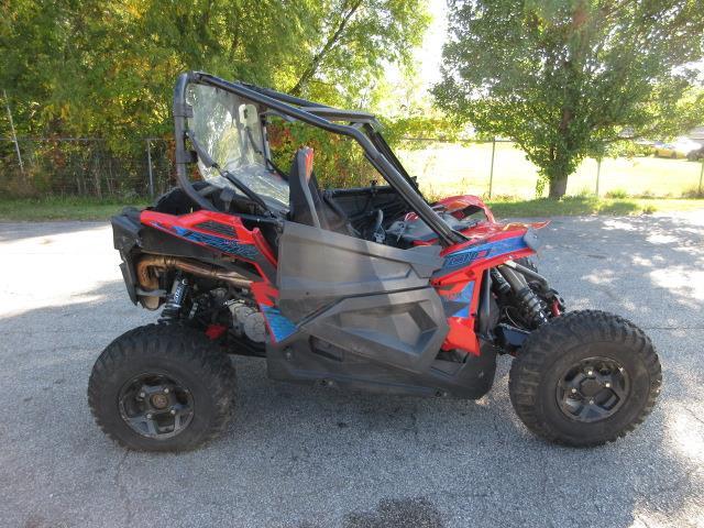 2016 Polaris RZR 900 S EPS