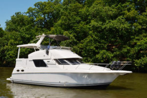 37′ – 1998 Silverton 372 Motor Yacht