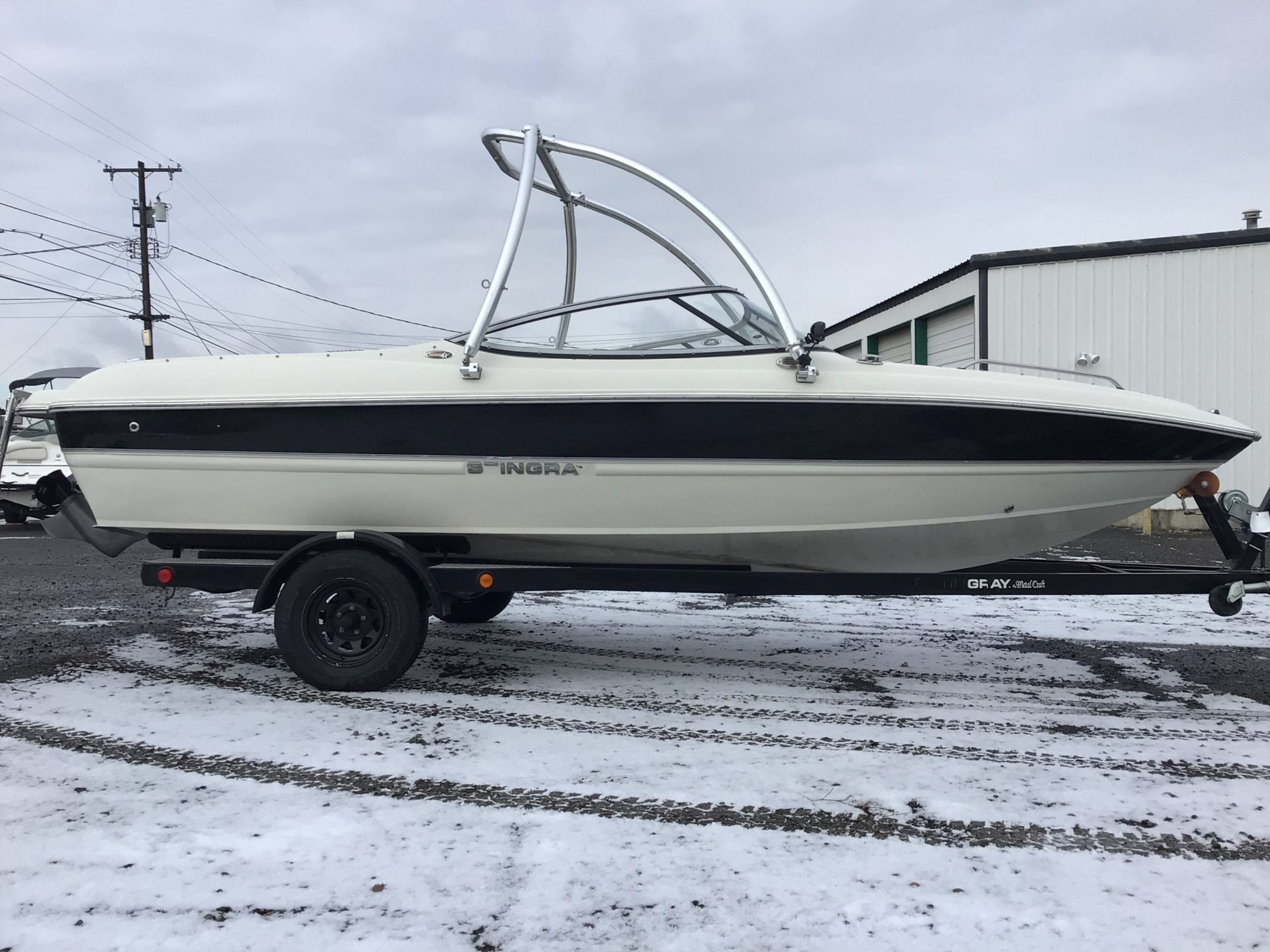 2009 Sting Ray 195XL Boat