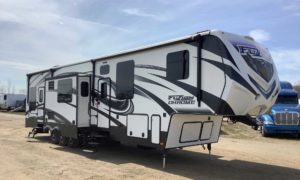 2015 Keystone Fusion FZ404 5th Wheel Toy Hauler Travel Trailer