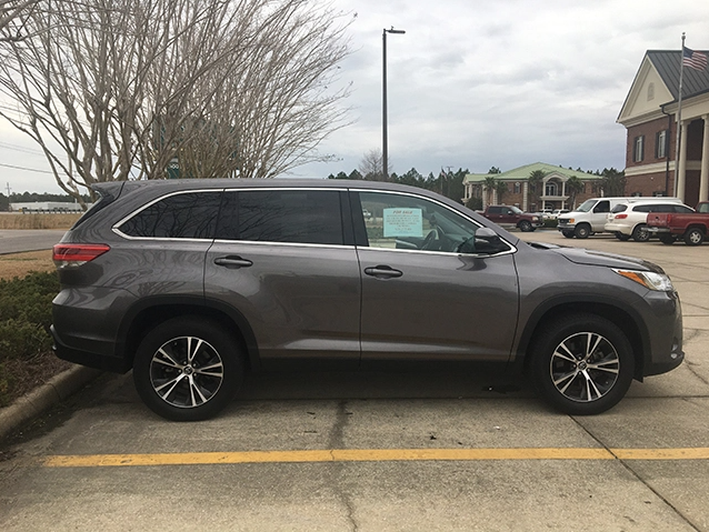 2019 Toyota Highlander LE, 3.5L, V6