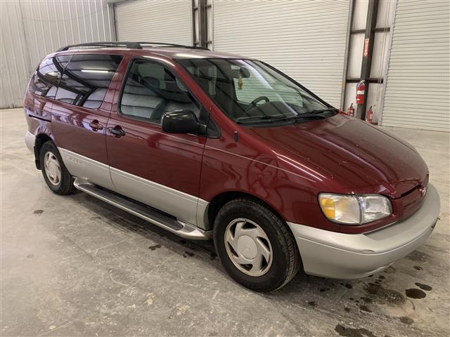 1999 Toyota Sienna
