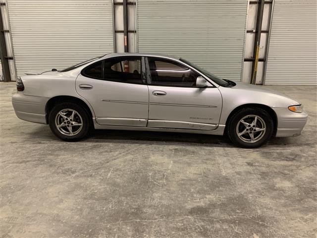 2001 Pontiac Grand Prix