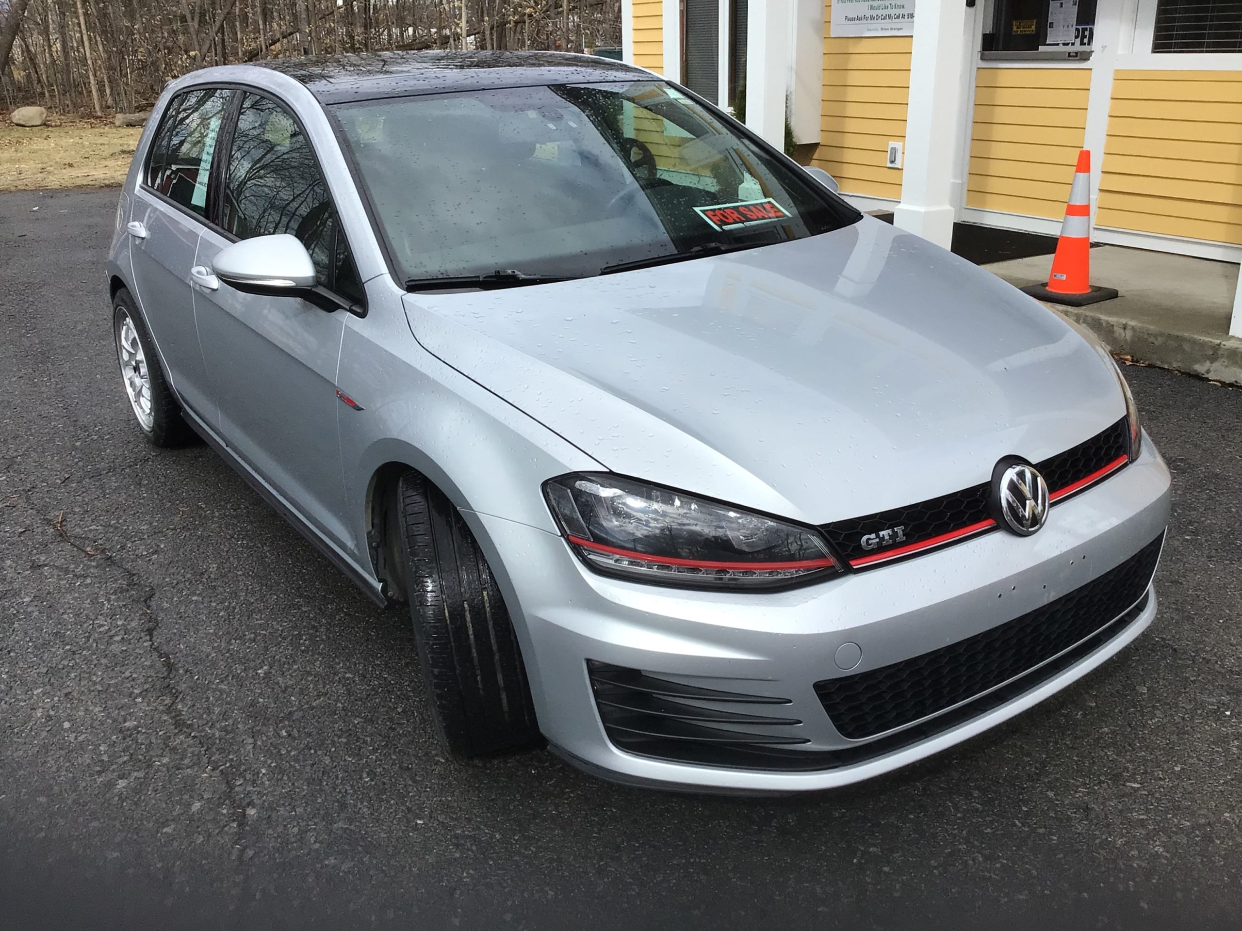 2015 VOLKSWAGEN GTI