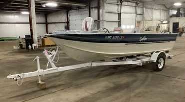 1986 Sylvan 18’ Aluminum Boat